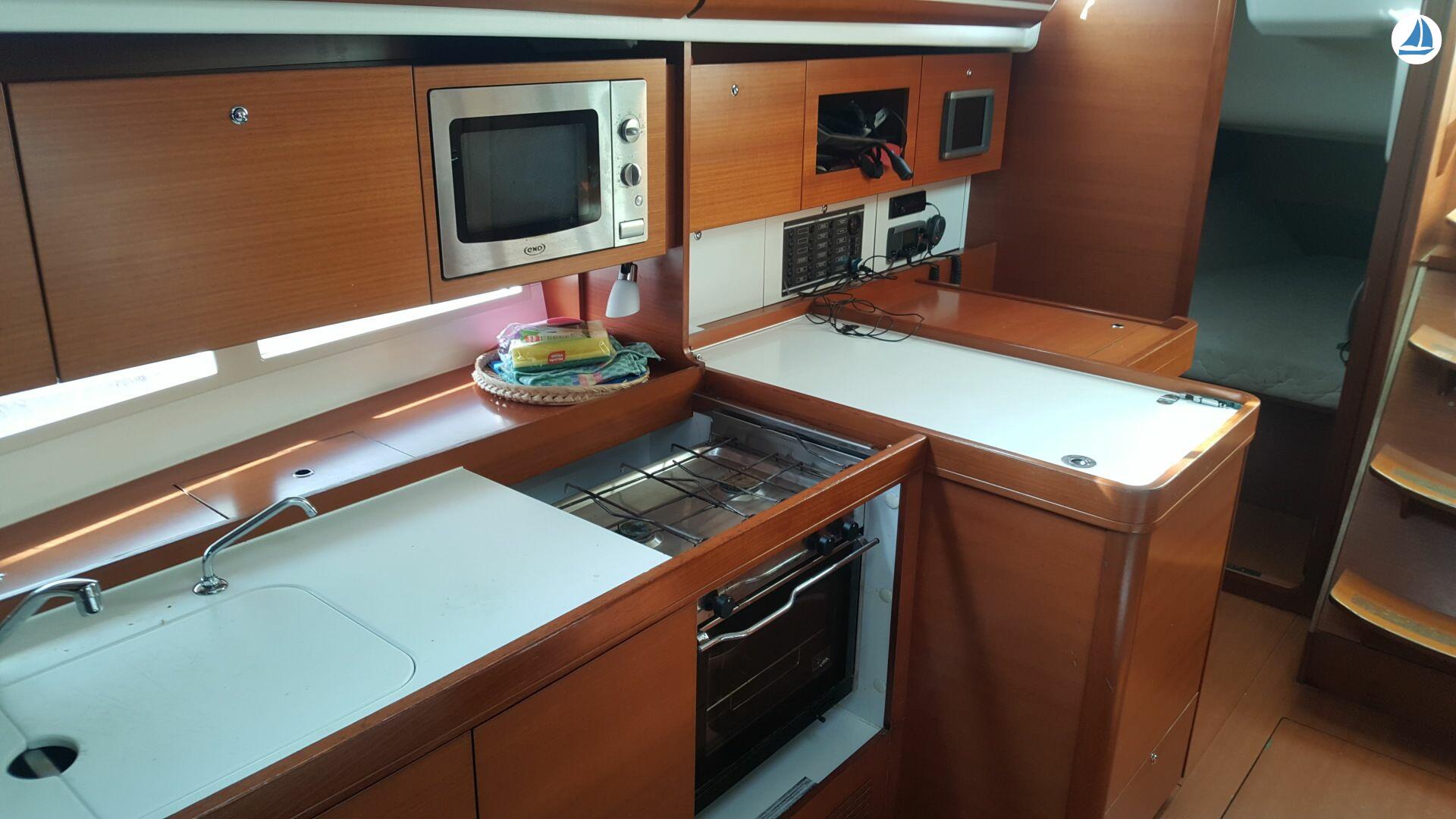 фото Dufour 375 Grand Large 7