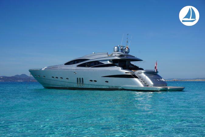 фото Pershing 90 1