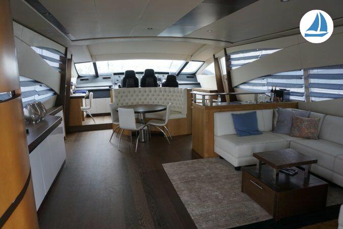 фото Pershing 90 3