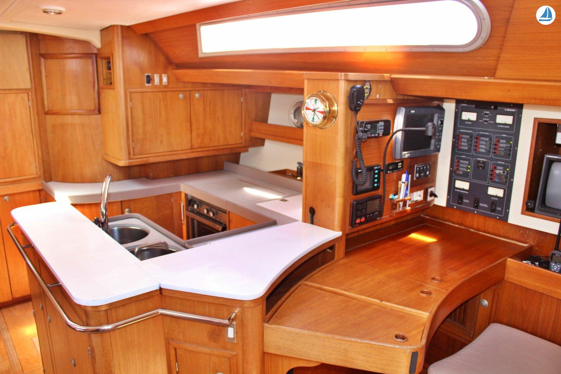 фото Jeanneau Sun Odyssey 52 8