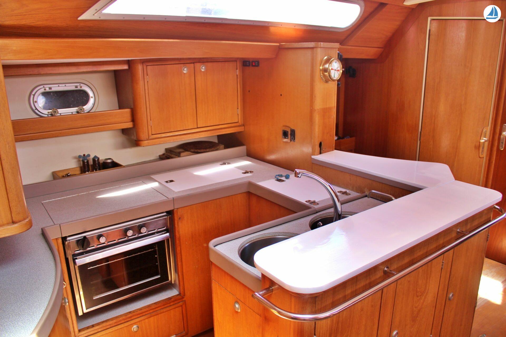 фото Jeanneau Sun Odyssey 52 10