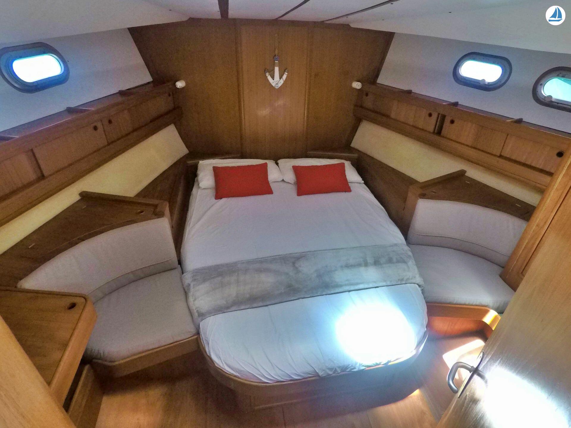 фото Jeanneau Sun Odyssey 52 12