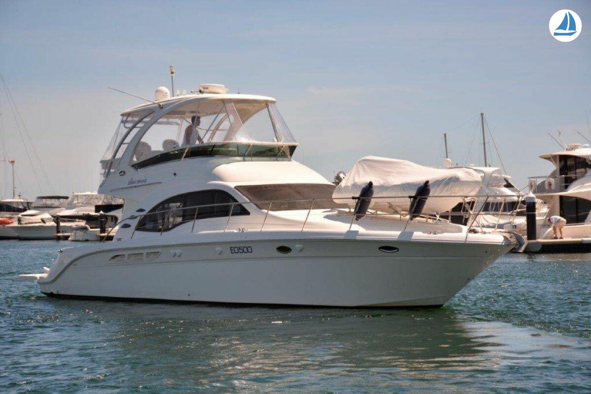 фото Sea Ray 525 Sedan 1
