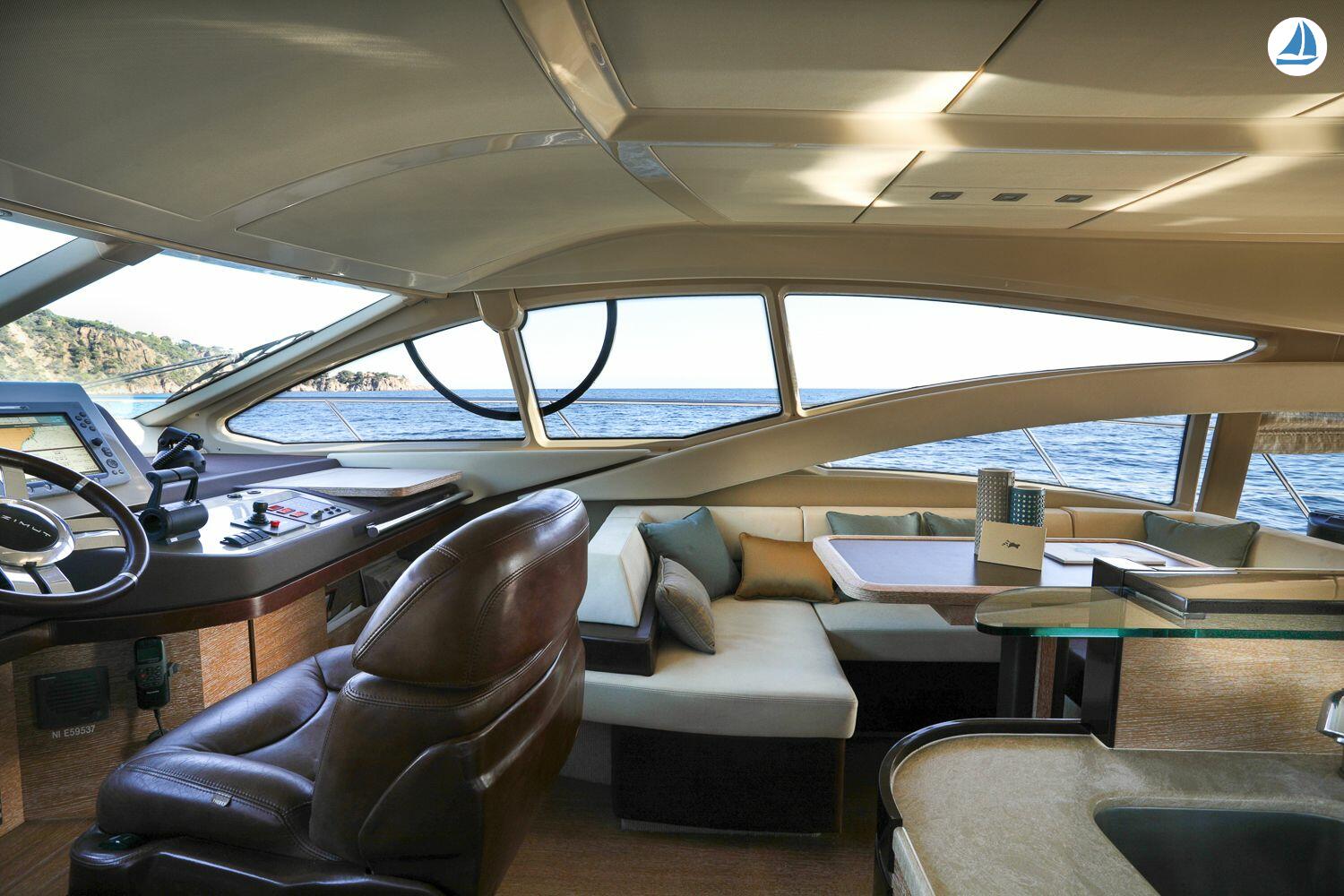 фото Azimut Fly Bridge 58 7