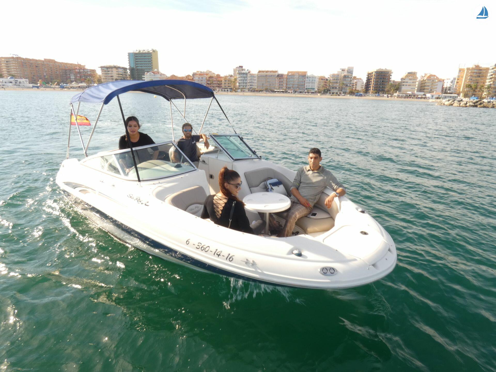 фото Sea Ray 200 Sundeck 2