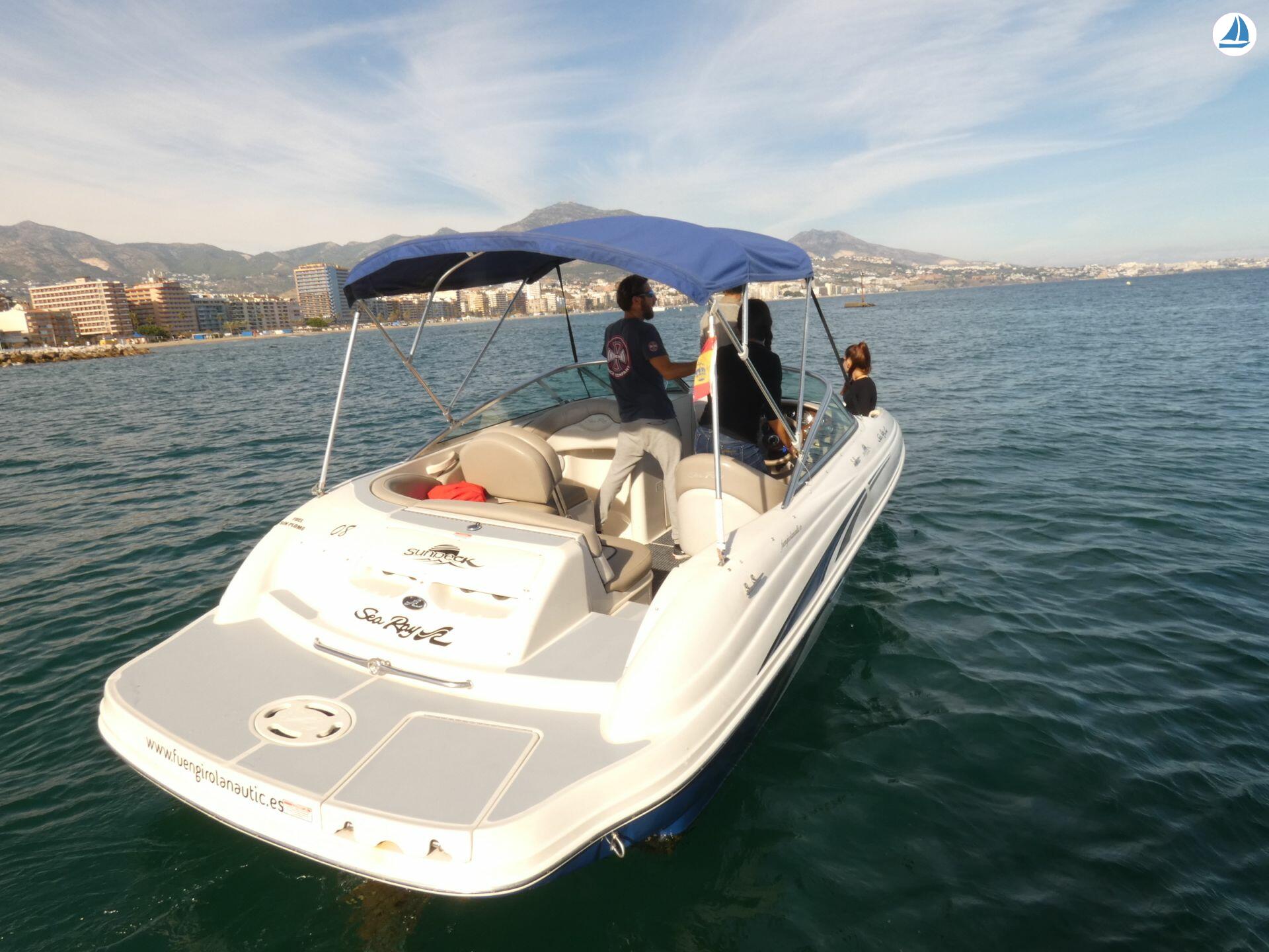 фото Sea Ray 200 Sundeck 3