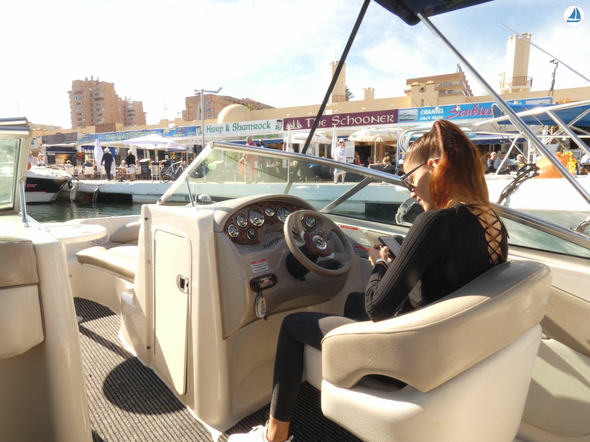 фото Sea Ray 200 Sundeck 8