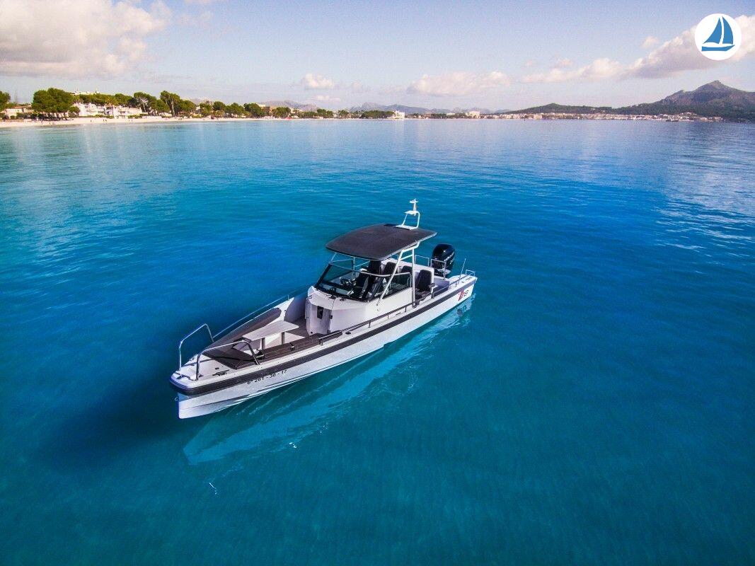 фото Axopar 28 TT 2