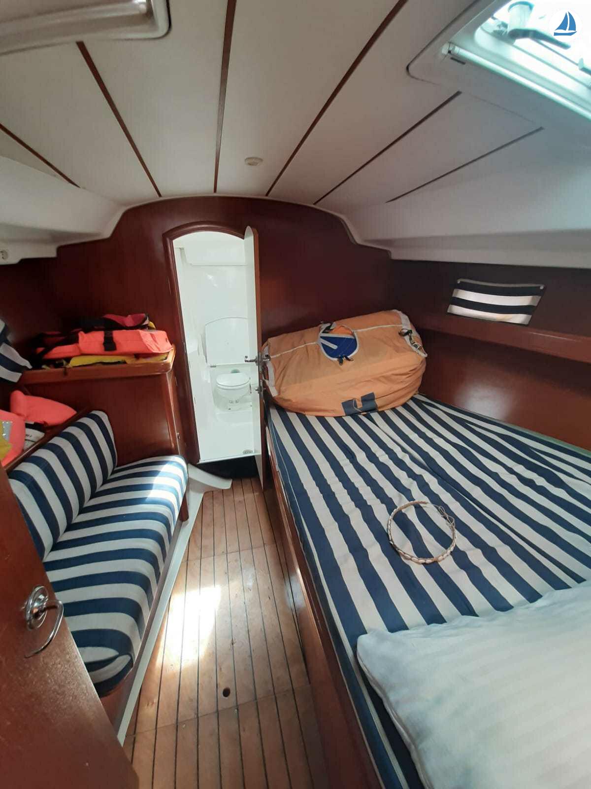 фото Beneteau OCEANIS 411 4