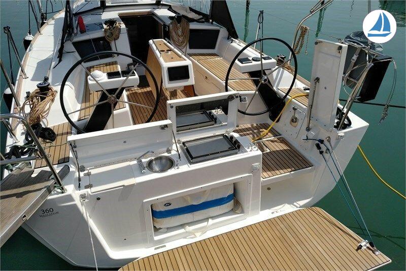 фото Dufour 360 Grand Large 5