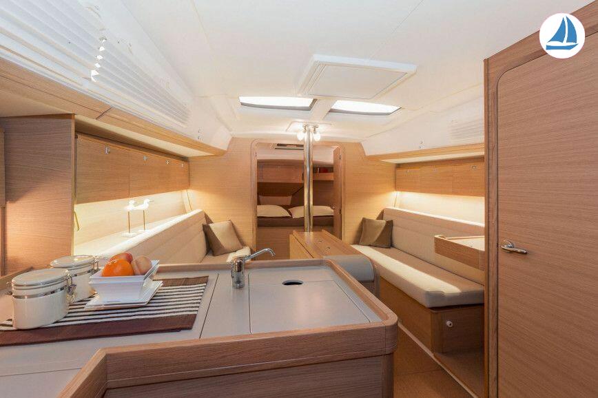 фото Dufour 360 Grand Large 8