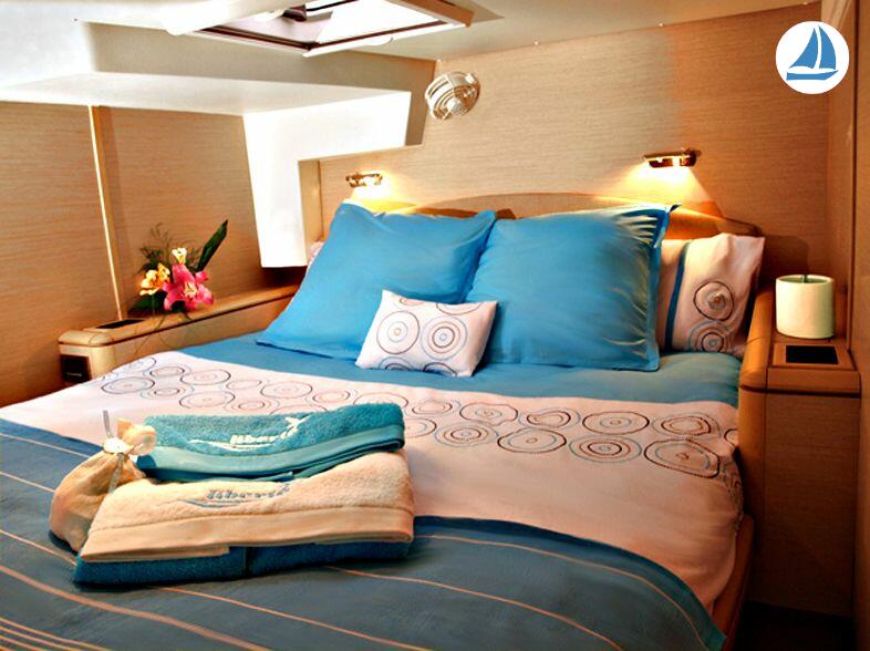 фото Lagoon 500 9