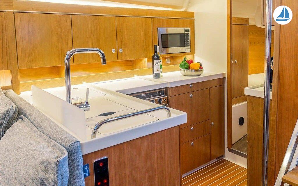 фото Hanse 455 THREE PALM 11