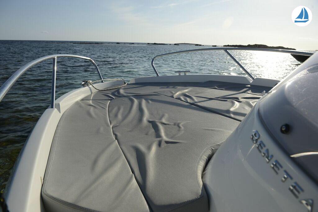фото Beneteau Flyer 650 Sun Deck 6