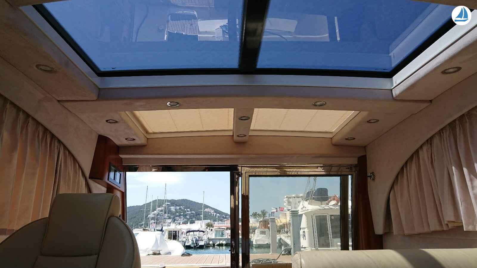 фото Galeon 330 HT 5