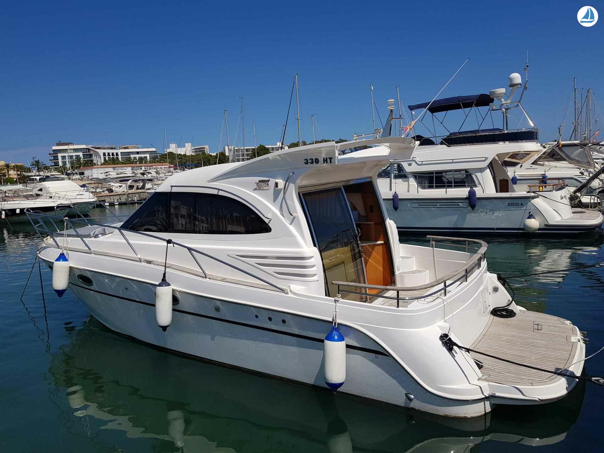 фото Galeon 330 HT 9