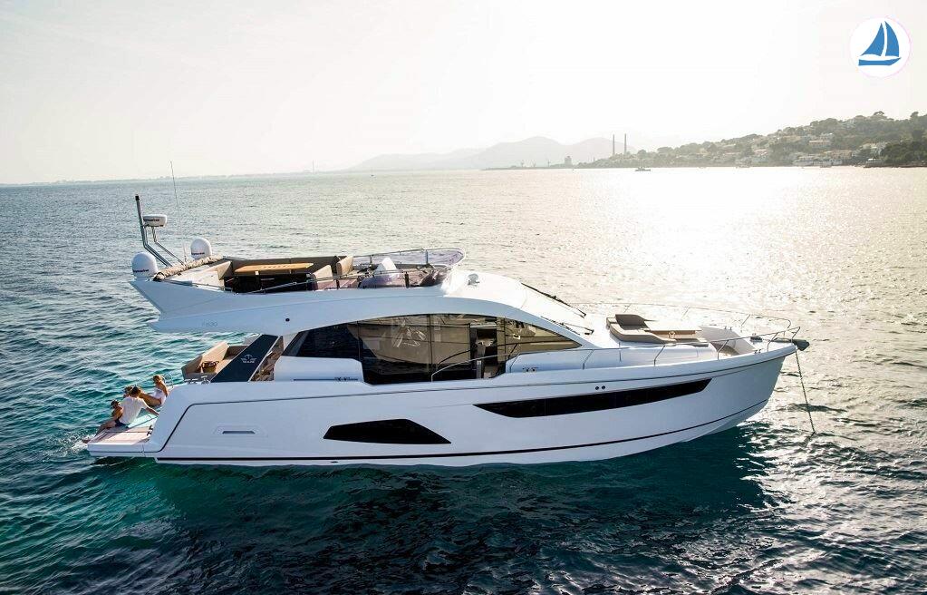 фото Sealine F530 1