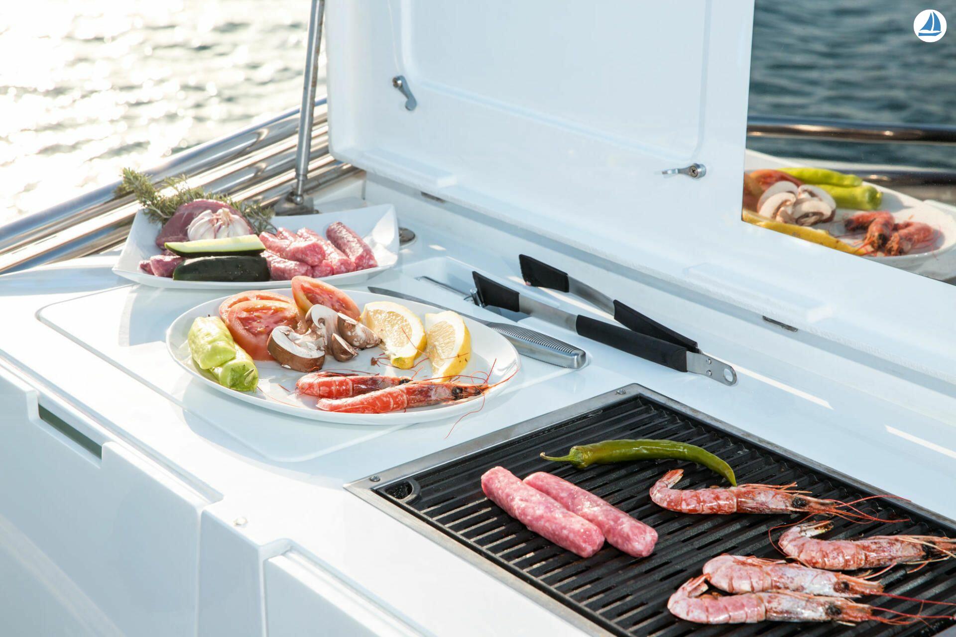 фото Sealine F530 20