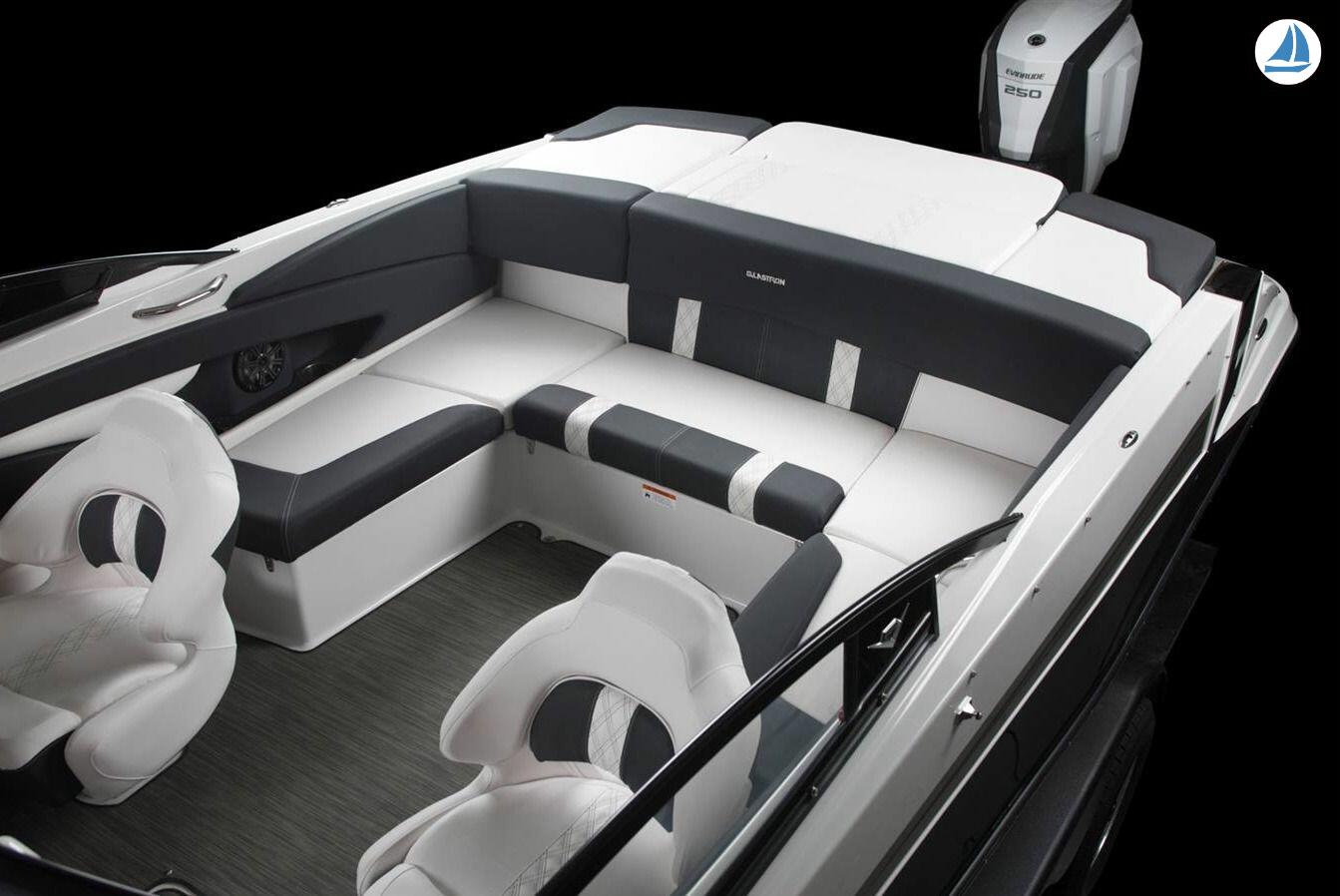 фото Glastron 240 GT 15