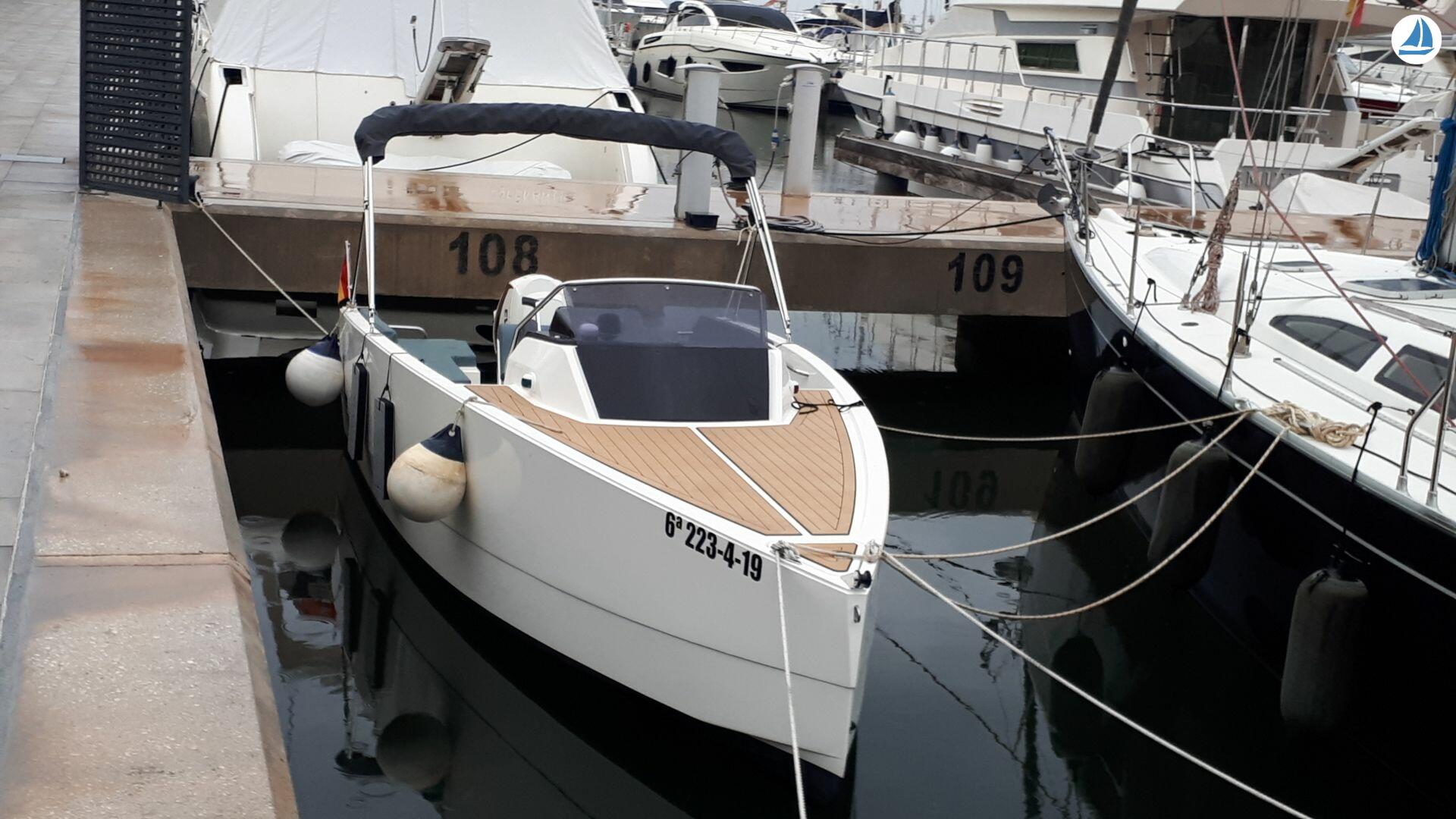 фото Nuva M6 CABIN 10