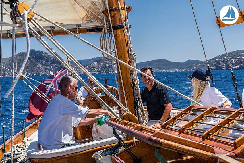 фото White Bros. Fred Shepherd Gaff Ketch 9