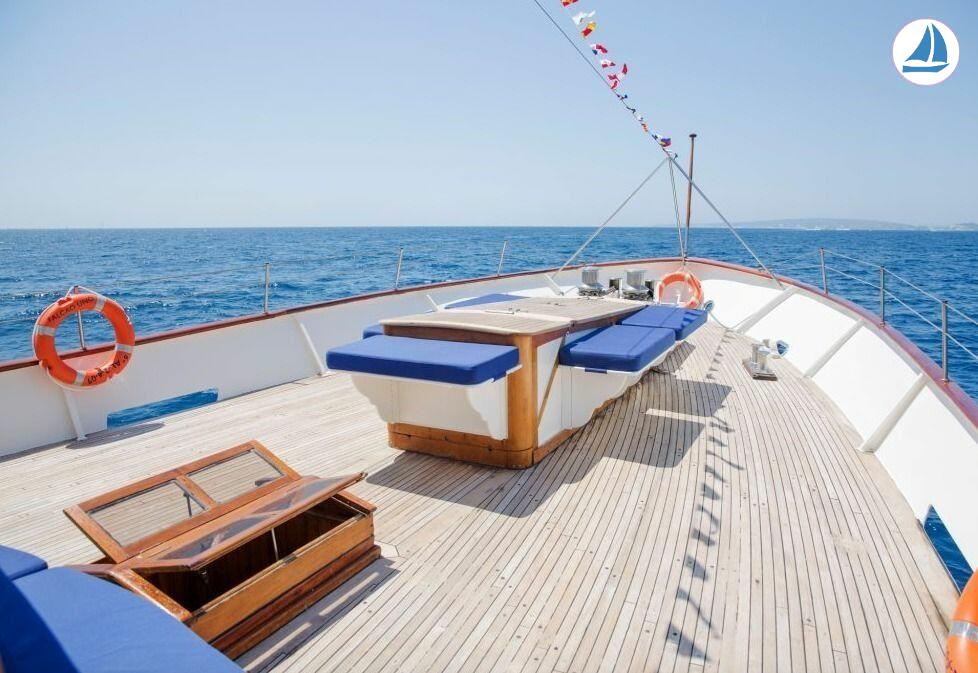 фото Feadship / De Voogt Uno 5