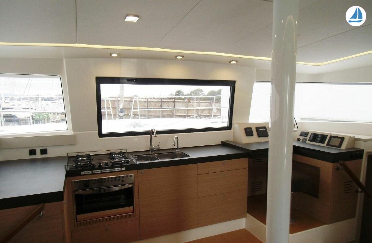 фото Bali 4.3 Catana 9