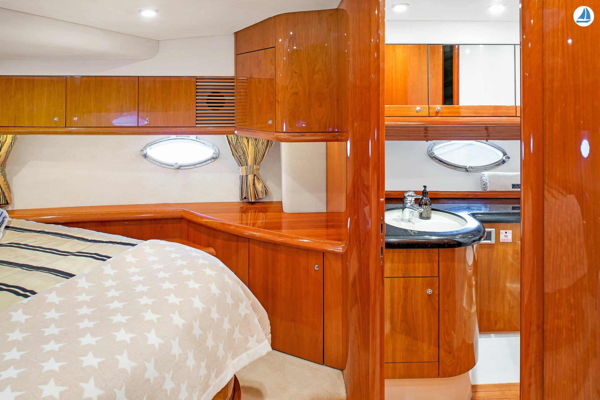 фото Sunseeker 75 PREDATOR 16