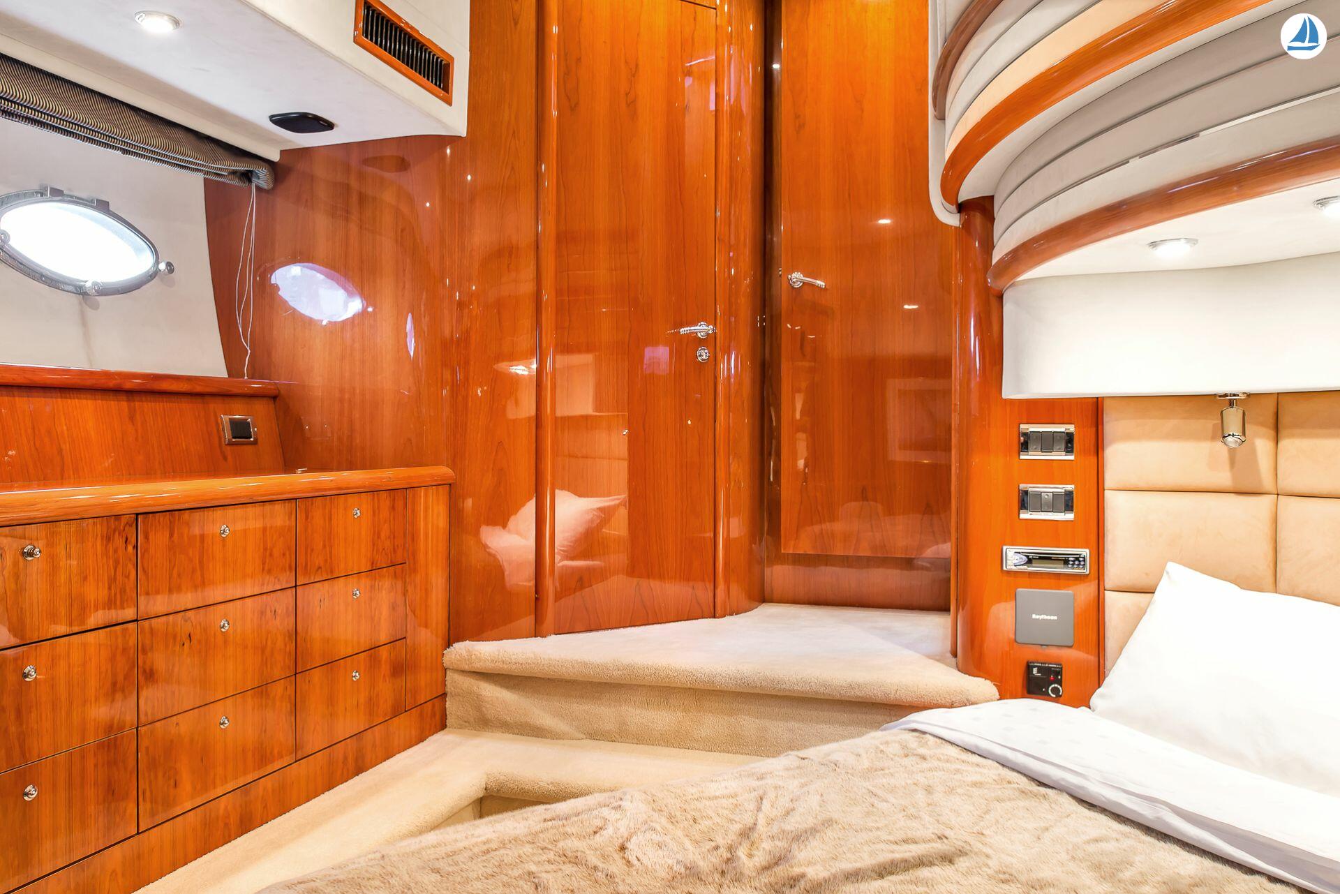 фото Sunseeker 75 PREDATOR 21
