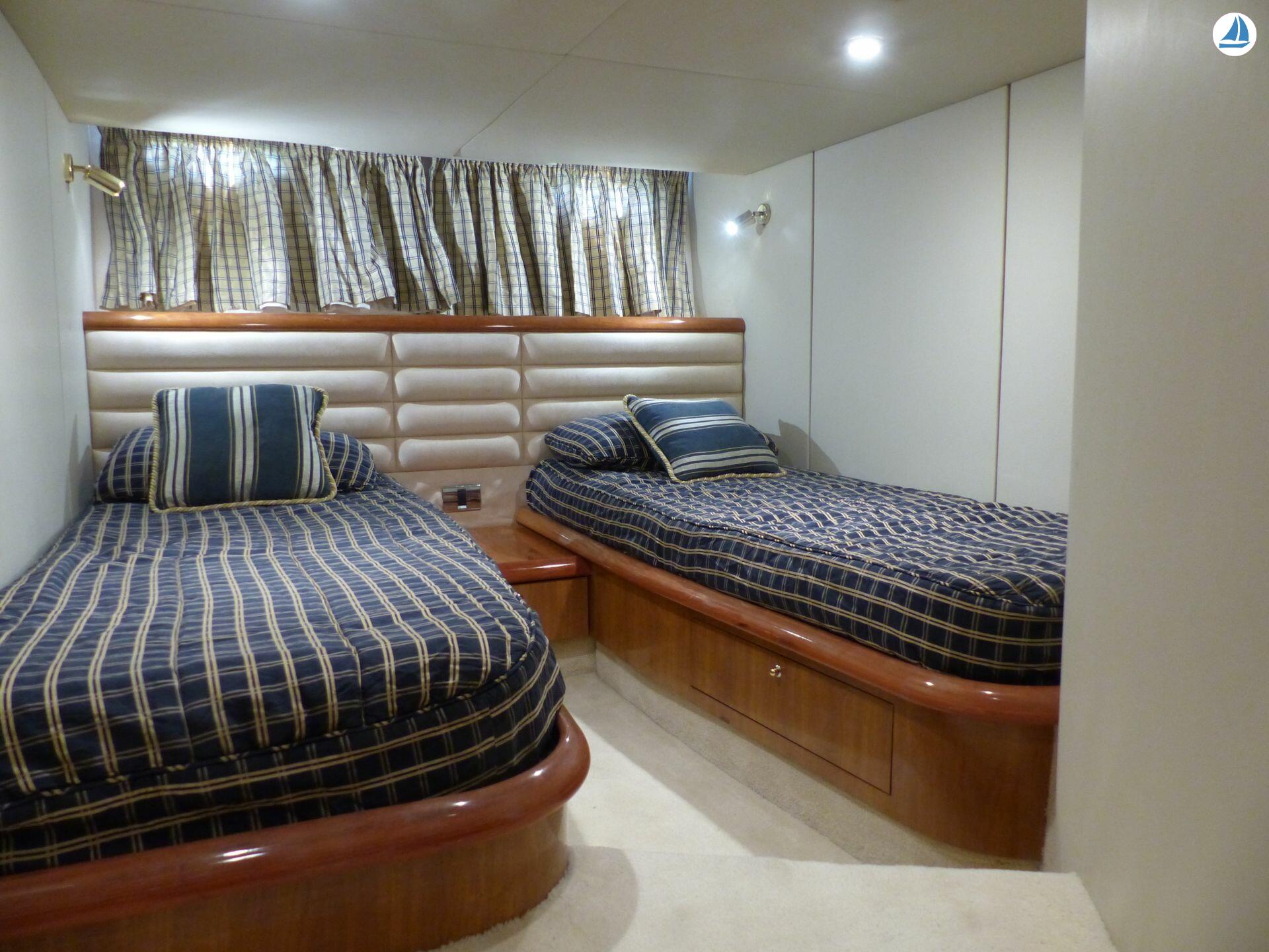 фото Sunseeker Camargue 50 14