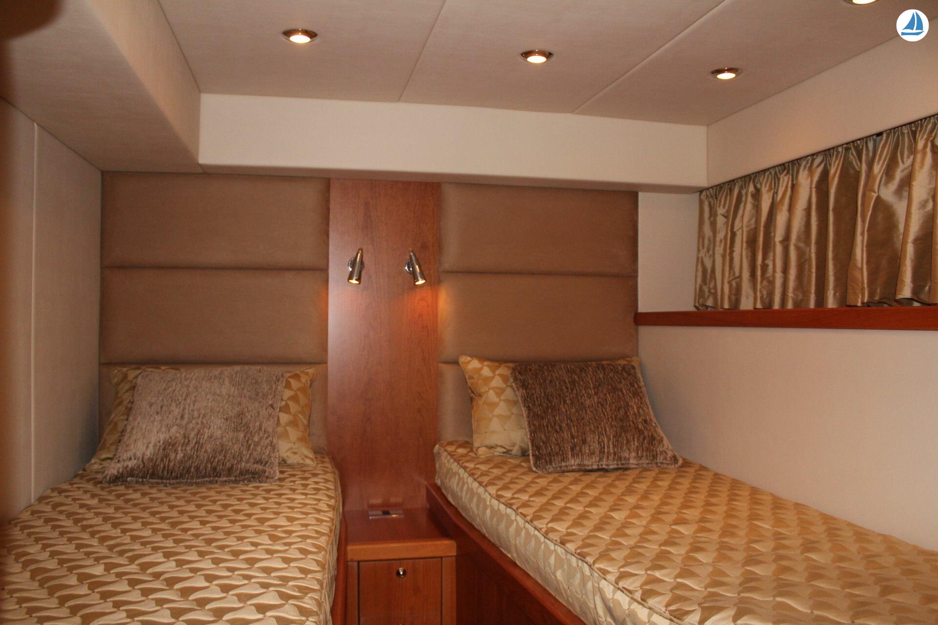 фото Sunseeker PORTOFINO 53 12