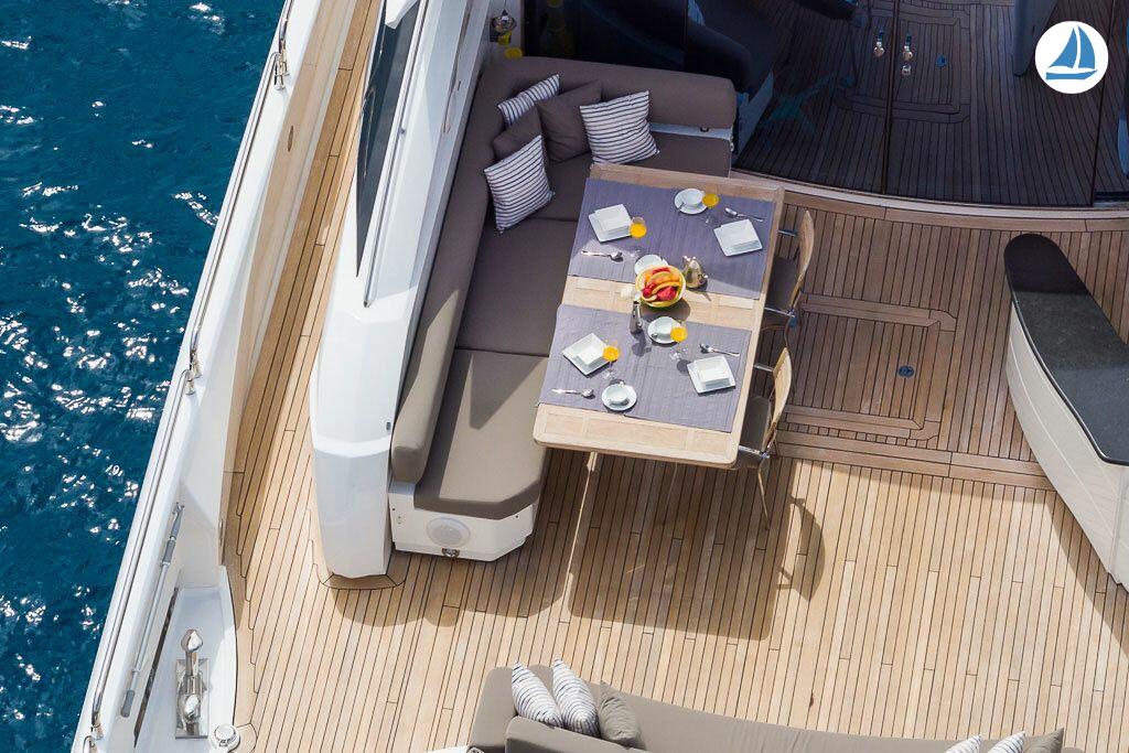 фото Sunseeker PREDATOR 108 8