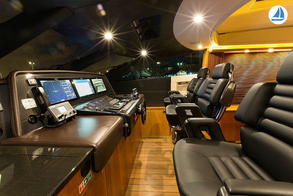 фото Sunseeker PREDATOR 108 11