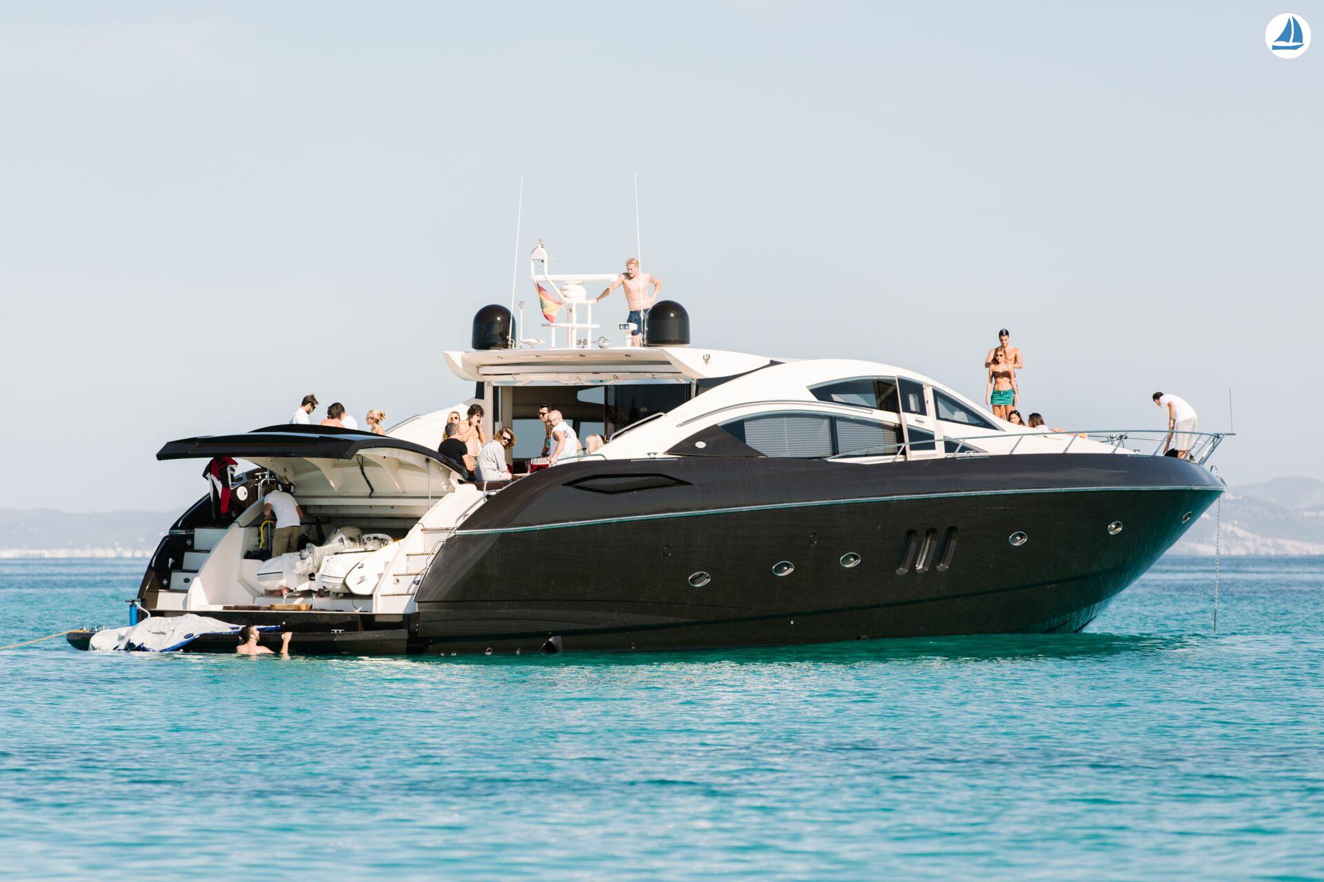 фото Sunseeker Predator 82 2
