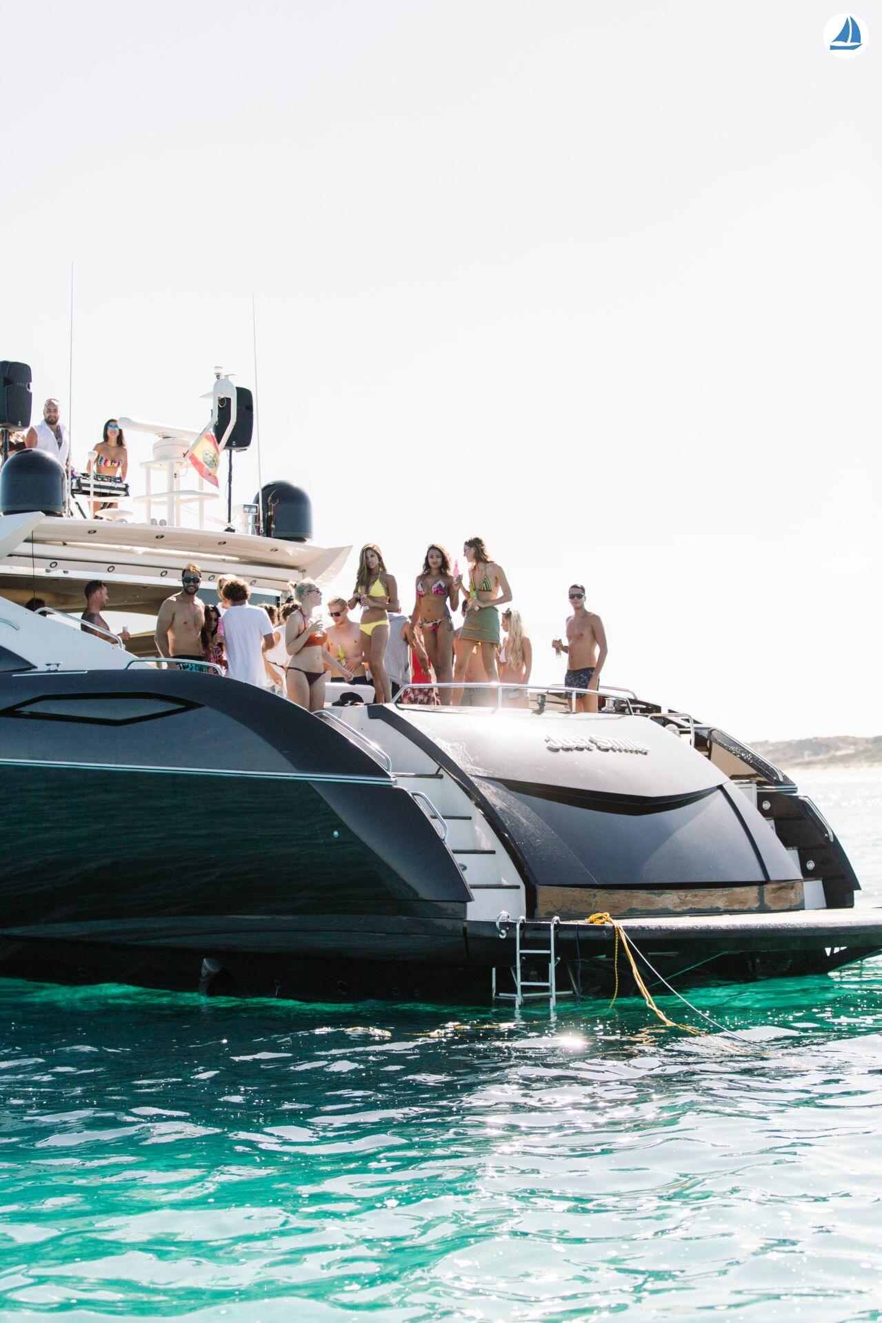 фото Sunseeker Predator 82 4