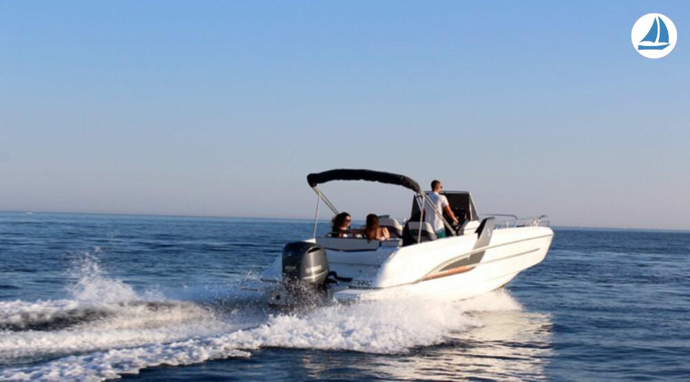 фото Beneteau Flyer 7.7 Sundeck 3