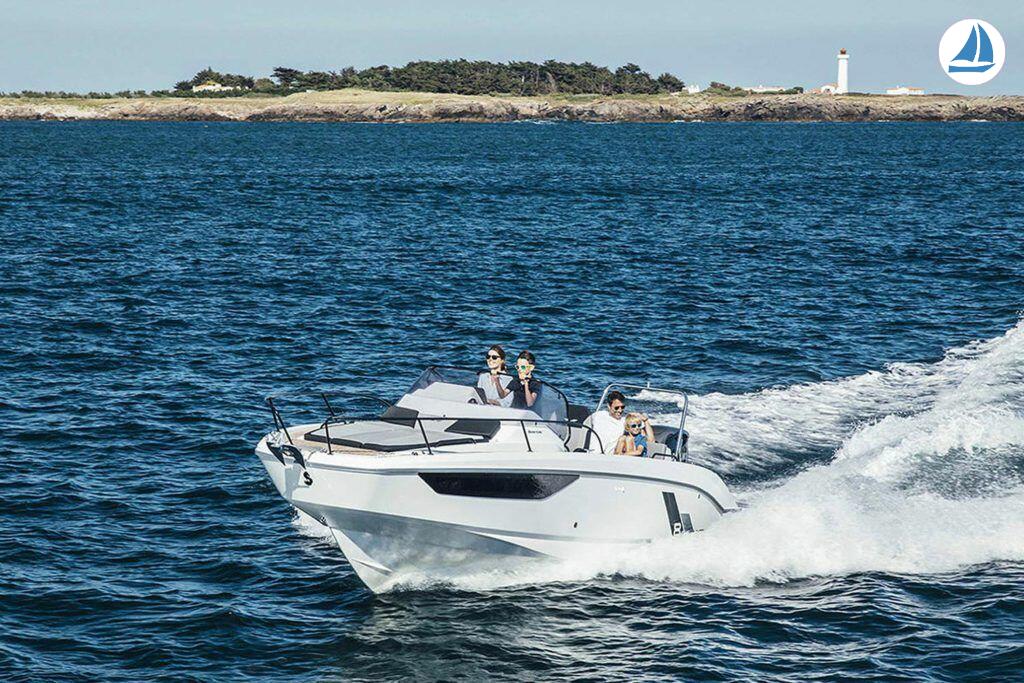 фото Beneteau  Flyer 8 SUNdeck 3
