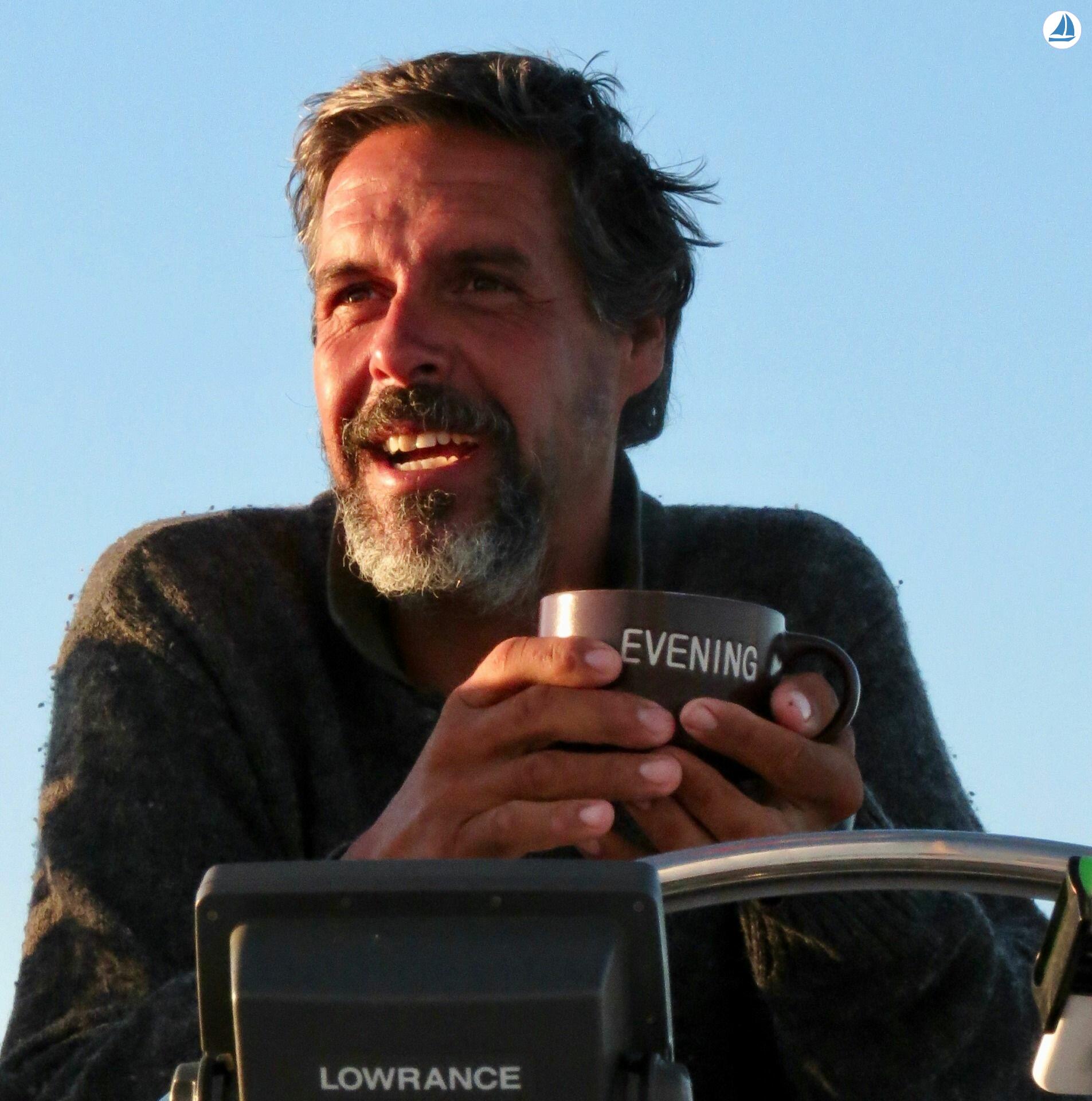 фото Custom 60' Custom 60' 16