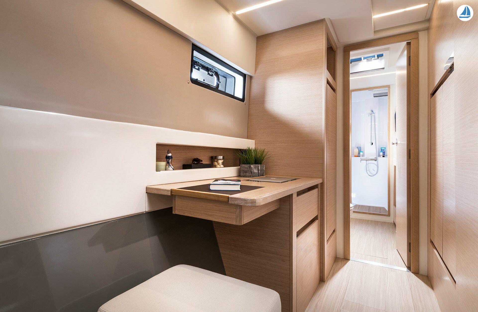 фото Nautitech 40 15