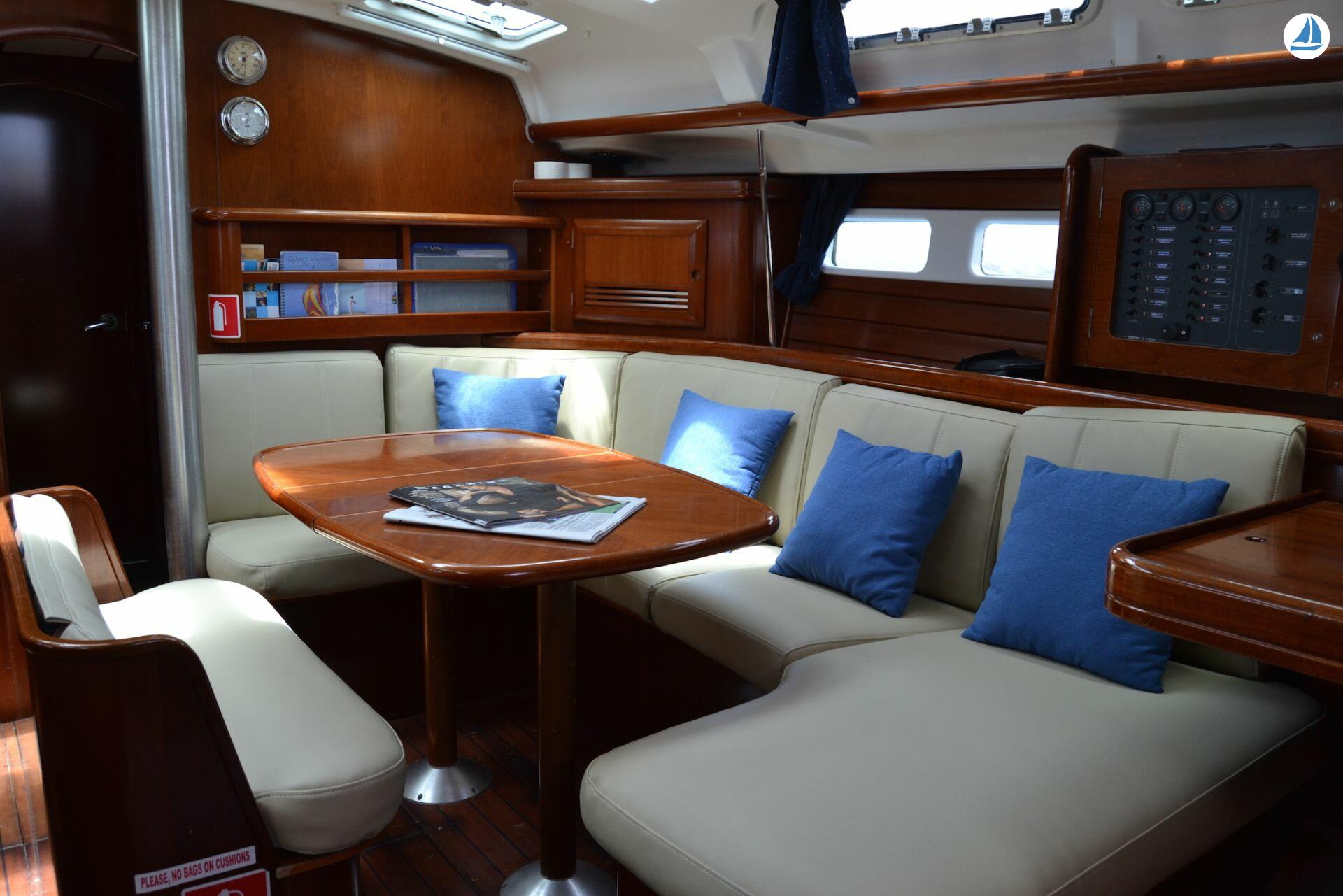 фото Beneteau CLIPPER 42.3 4