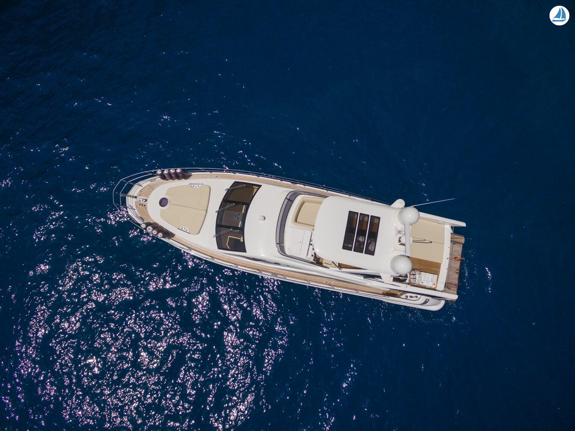 фото Azimut 60 5