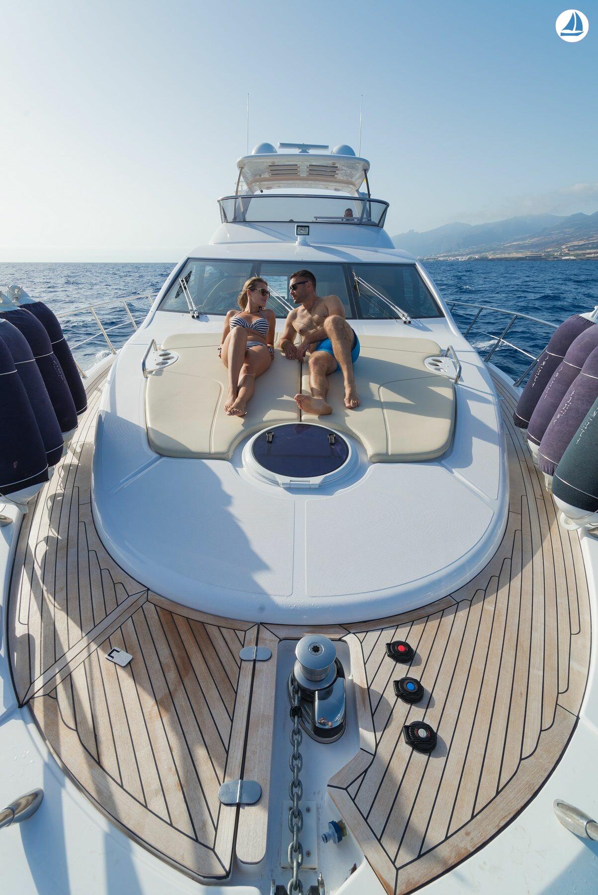 фото Azimut 60 10