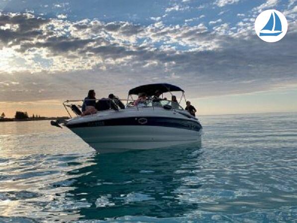 фото Crownline 270 CR 1