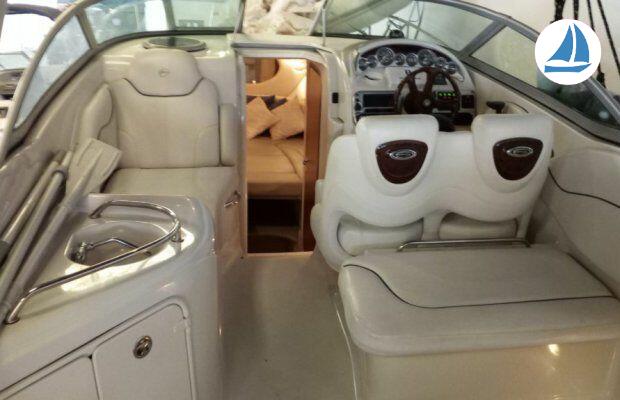 фото Crownline 270 CR 3