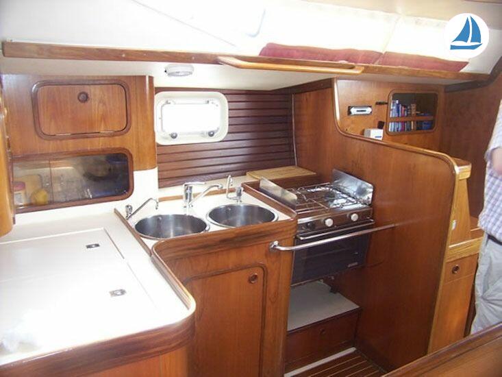 фото Beneteau OCEANIS 500 6