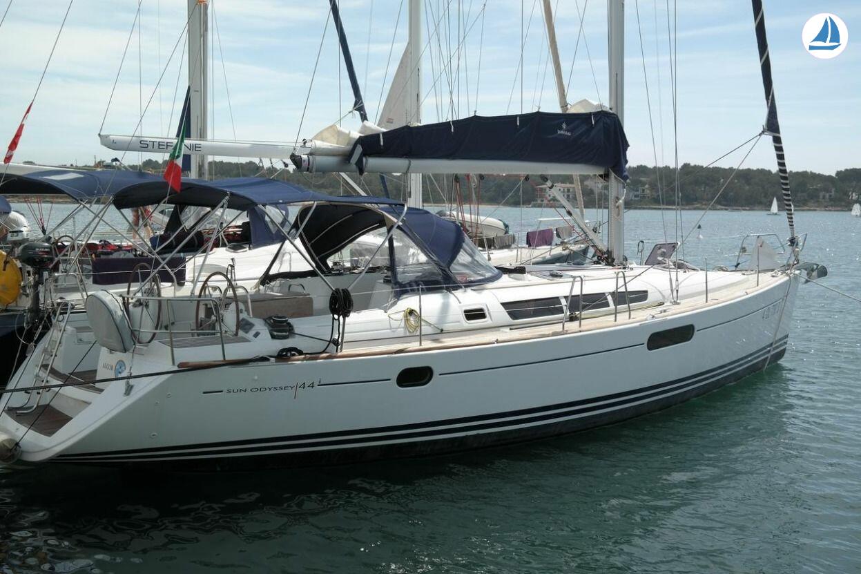 фото Jeanneau Odyssey 44i 1