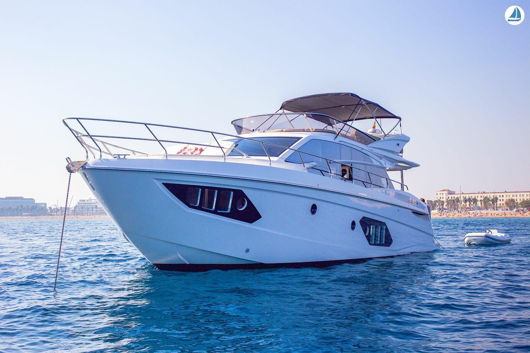 фото Absolute 52fly 1