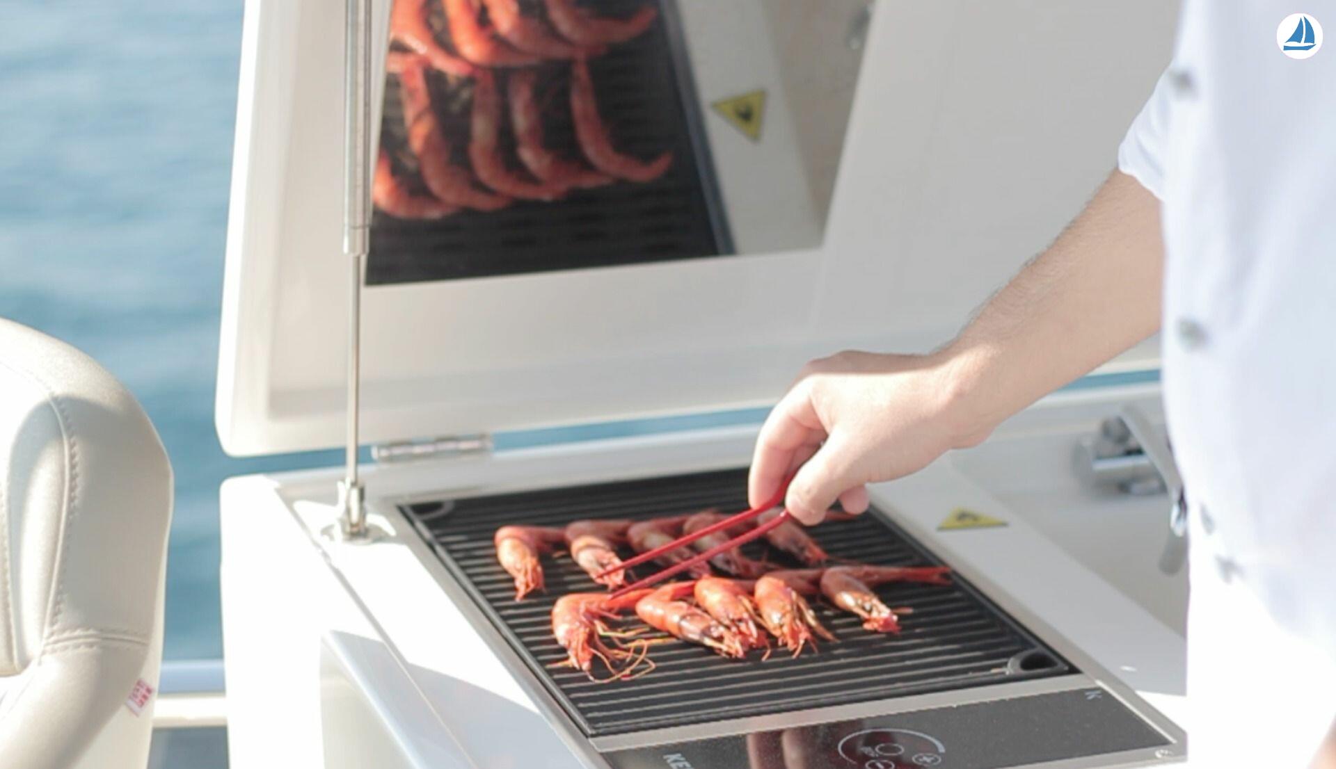 фото Absolute 52fly 18