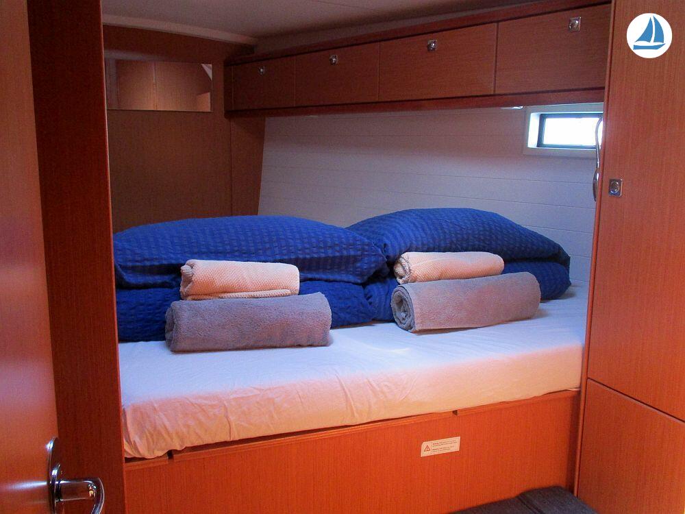 фото Bavaria Cruiser 46 12