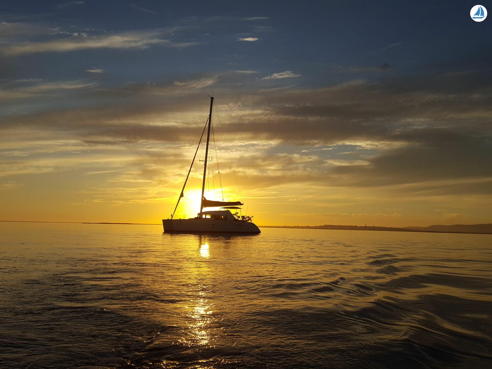 фото Lagoon 380 S2 1